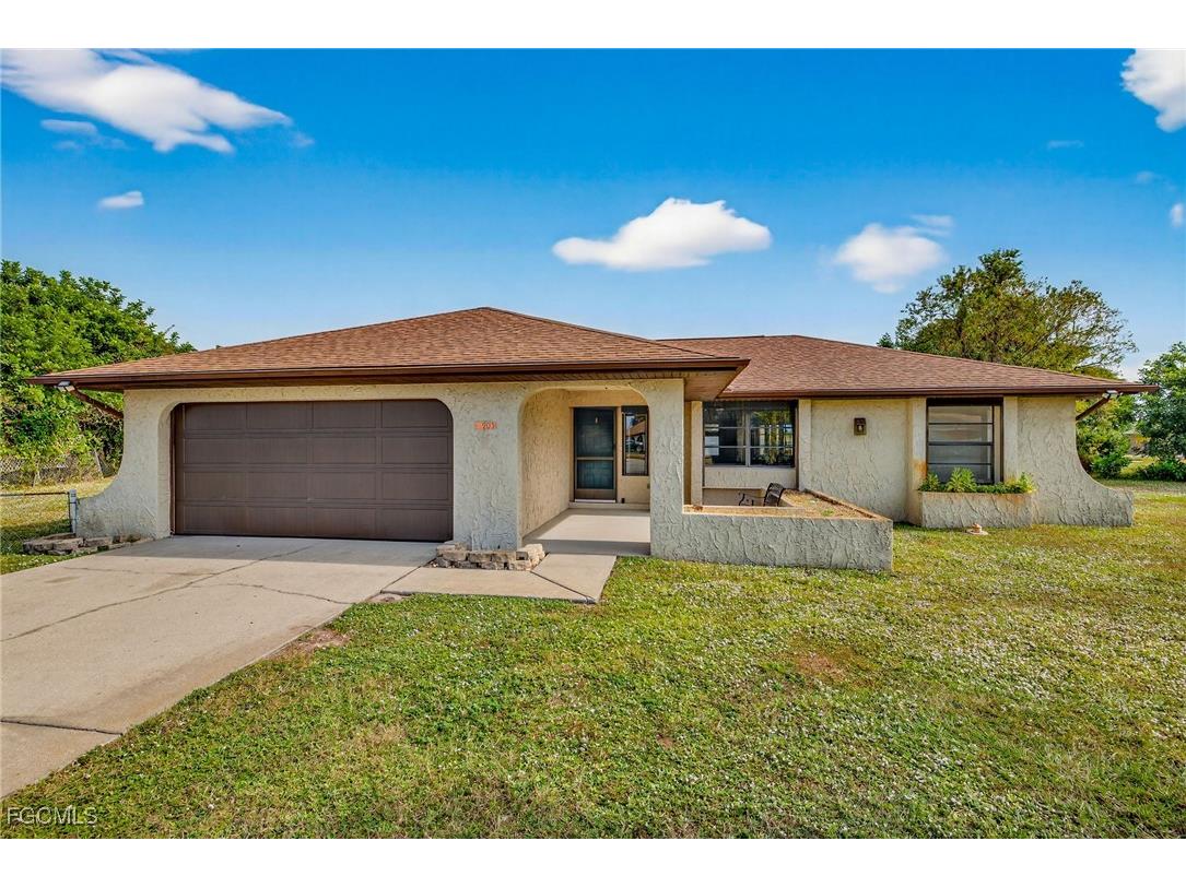 203 Tree Swallow Court Lehigh Acres FL 33936 2025021988 image1