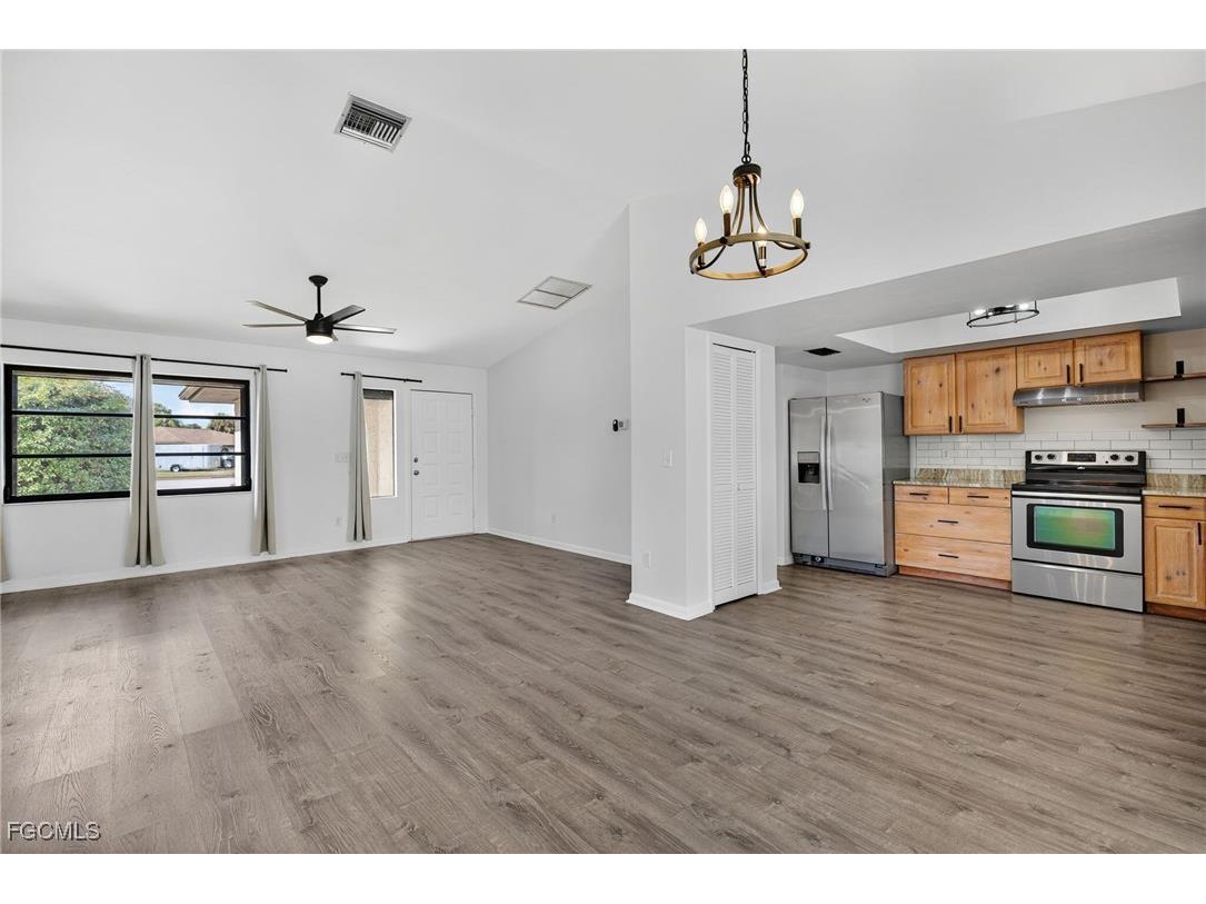 203 Tree Swallow Court Lehigh Acres FL 33936 2025021988 image9