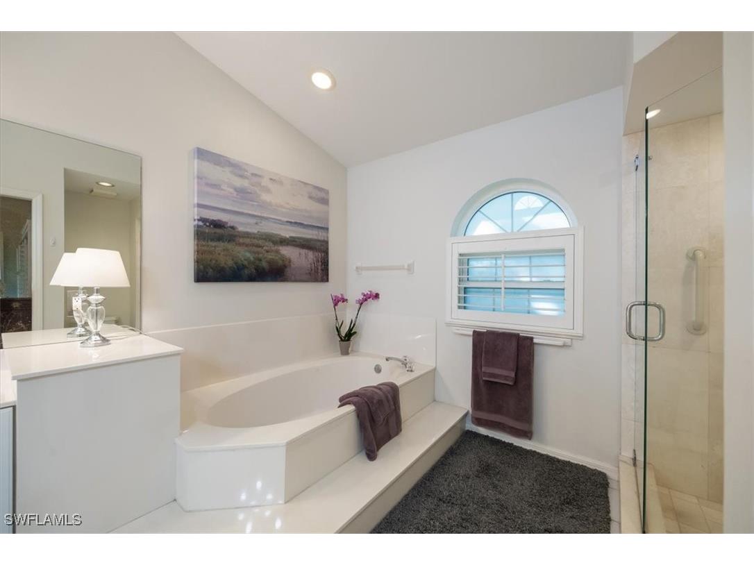 203 Via Perignon #2-4 Naples FL 34119 225069181 image17