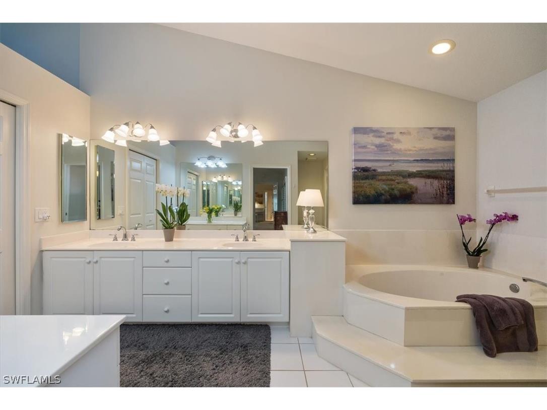 203 Via Perignon #2-4 Naples FL 34119 226010012 image20