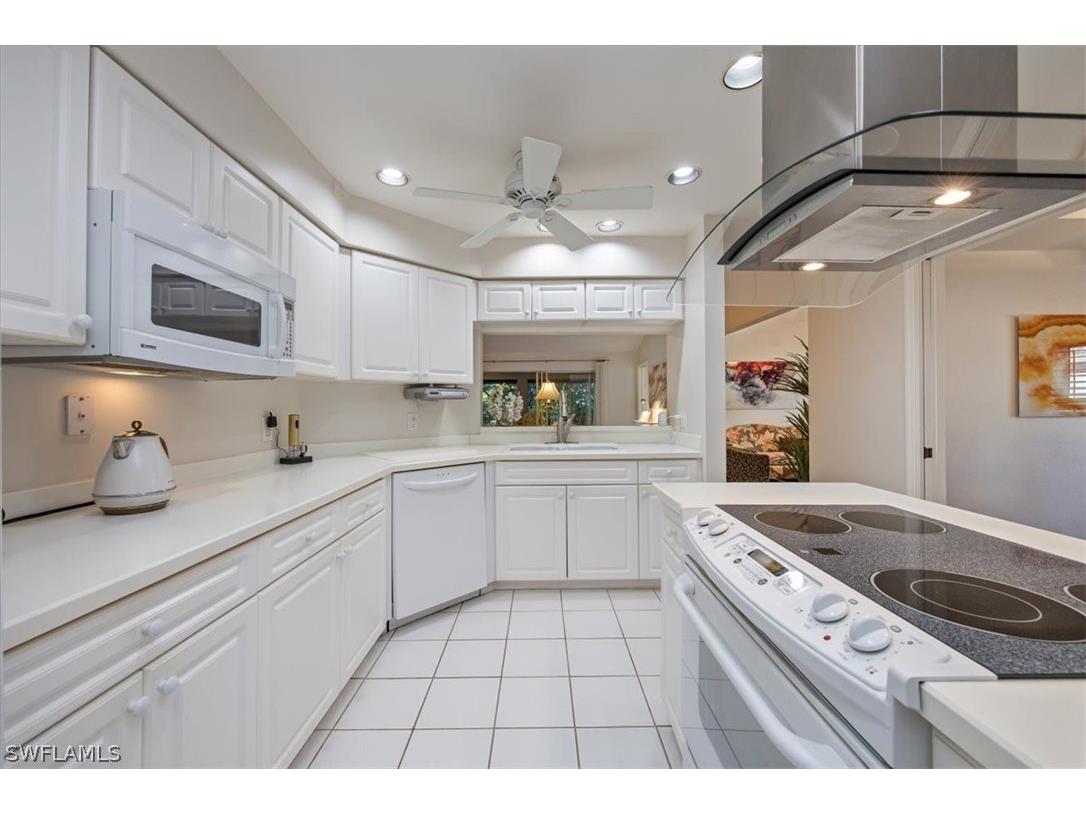 203 Via Perignon #2-4 Naples FL 34119 226010012 image6