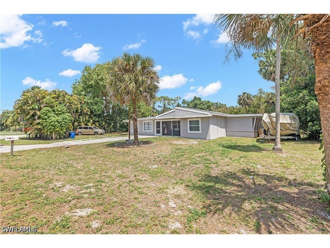 2030 Flamingo Drive North Fort Myers FL 33917 226015837 image1