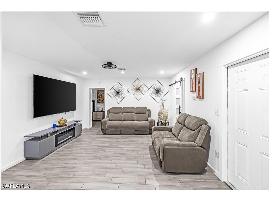 2030 Flamingo Drive North Fort Myers FL 33917 226015837 image8