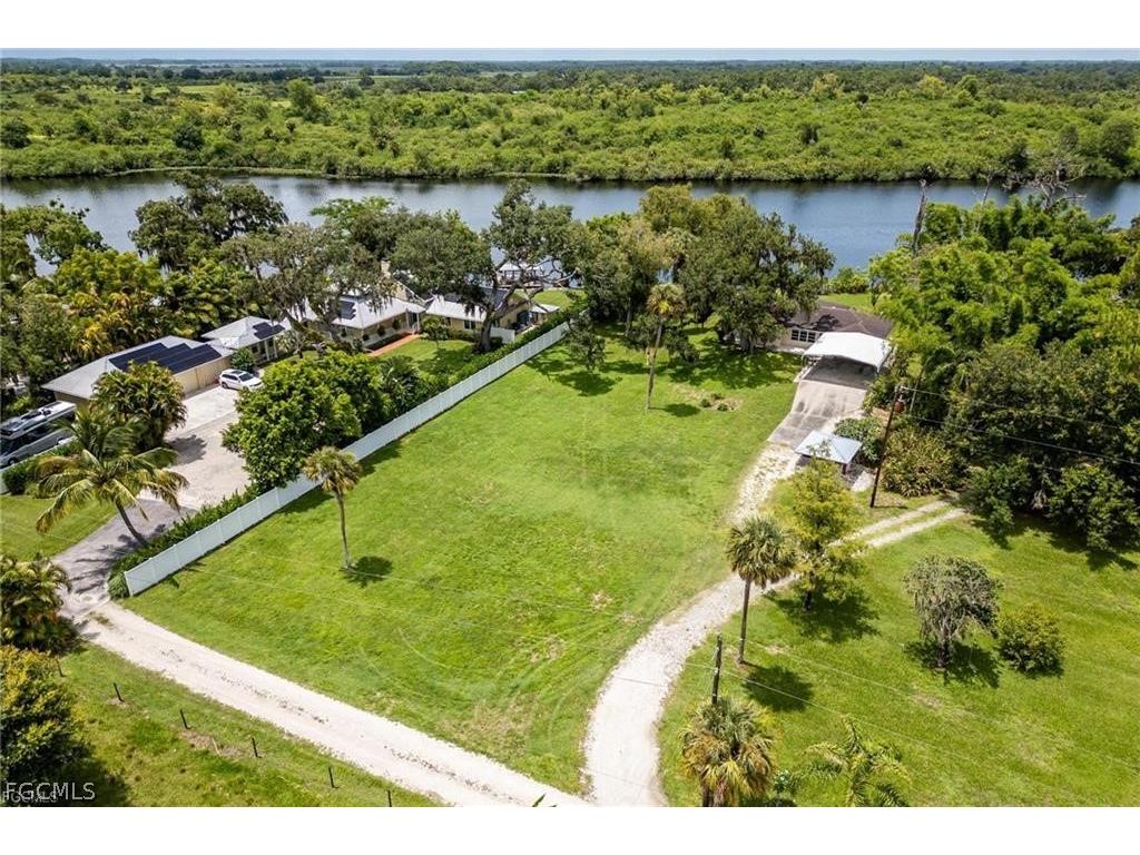 2030 Fort Denaud Road Labelle FL 33935 2026008822 image1