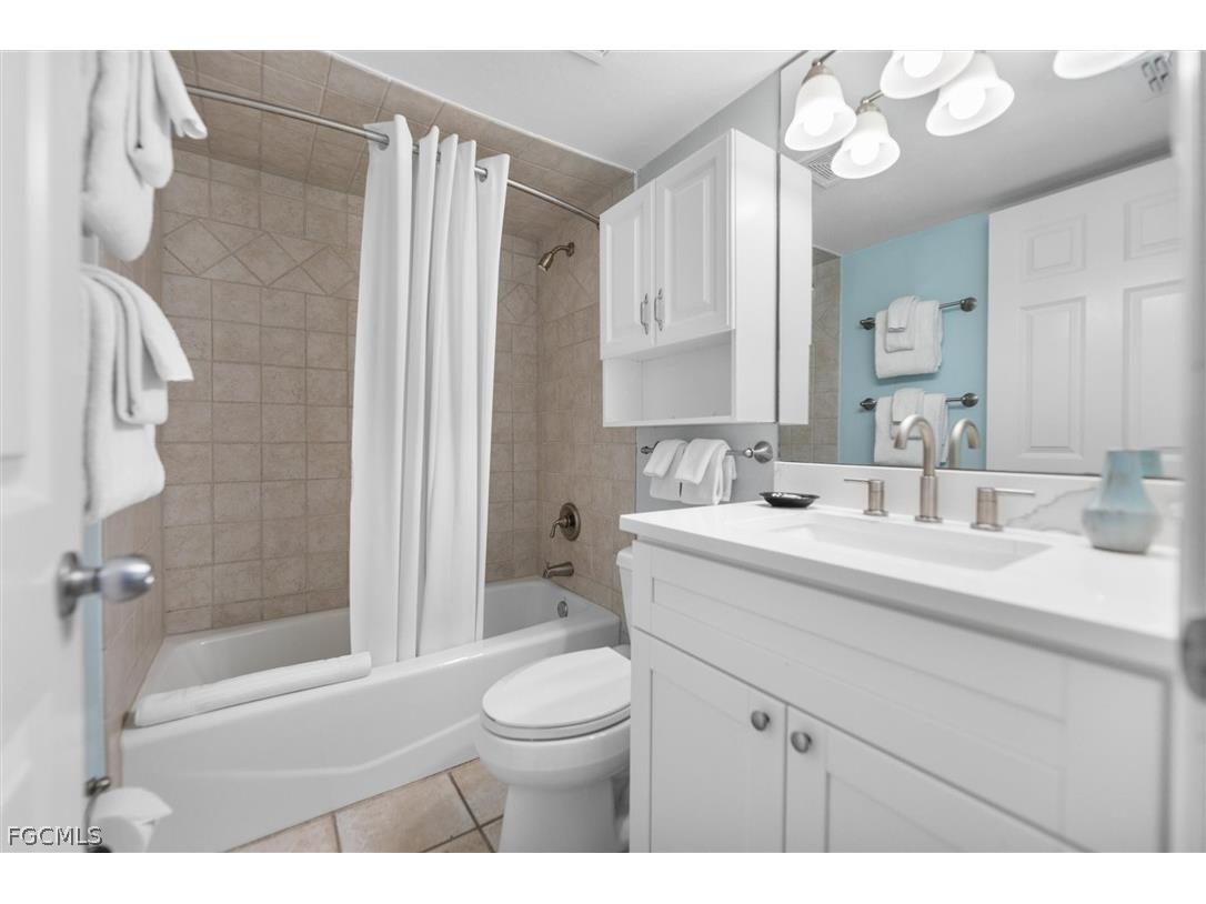 2030 Gulf Beach Villas Captiva FL 33924 2026009229 image22