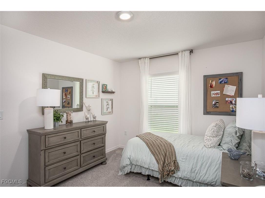 2030 NE 2nd Avenue Cape Coral FL 33909 2025005306 image14