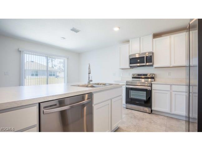 2030 NE 2nd Avenue Cape Coral FL 33909 2025005306 image19