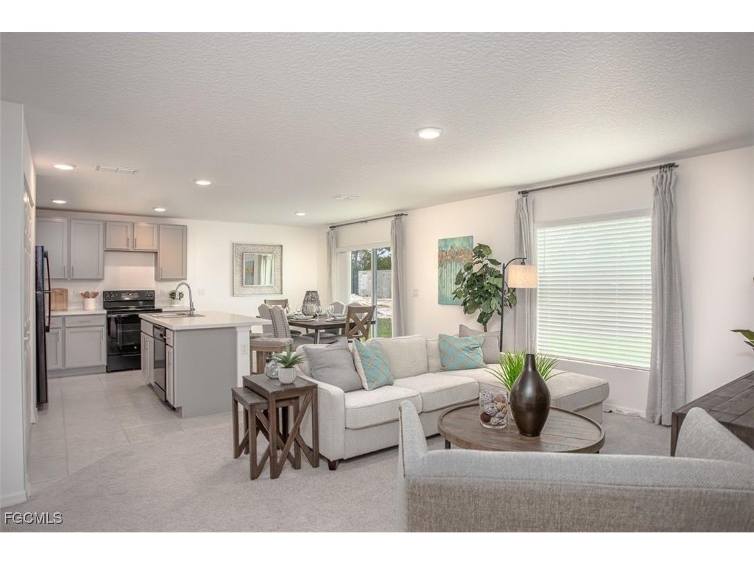 2030 NE 2nd Avenue Cape Coral FL 33909 2025005306 image8