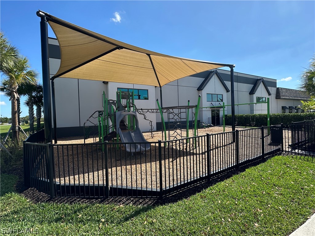 20300 Napa Loop Estero FL 33928 226010686 image48