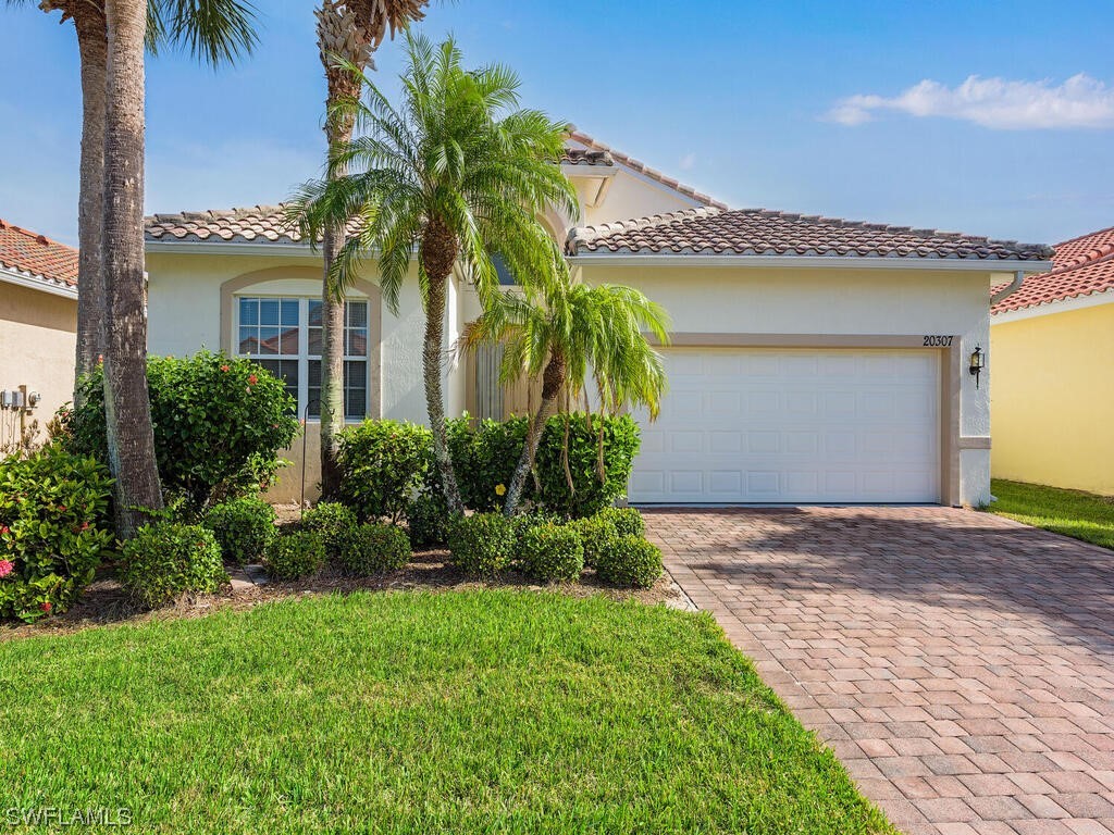 20307 Castlemaine Avenue Estero FL 33928 223086297 image1