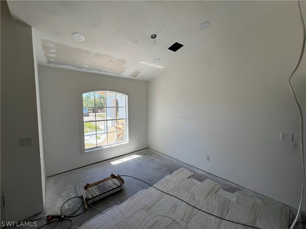 2031 10th Avenue NE Naples FL 34120 226012464 image10