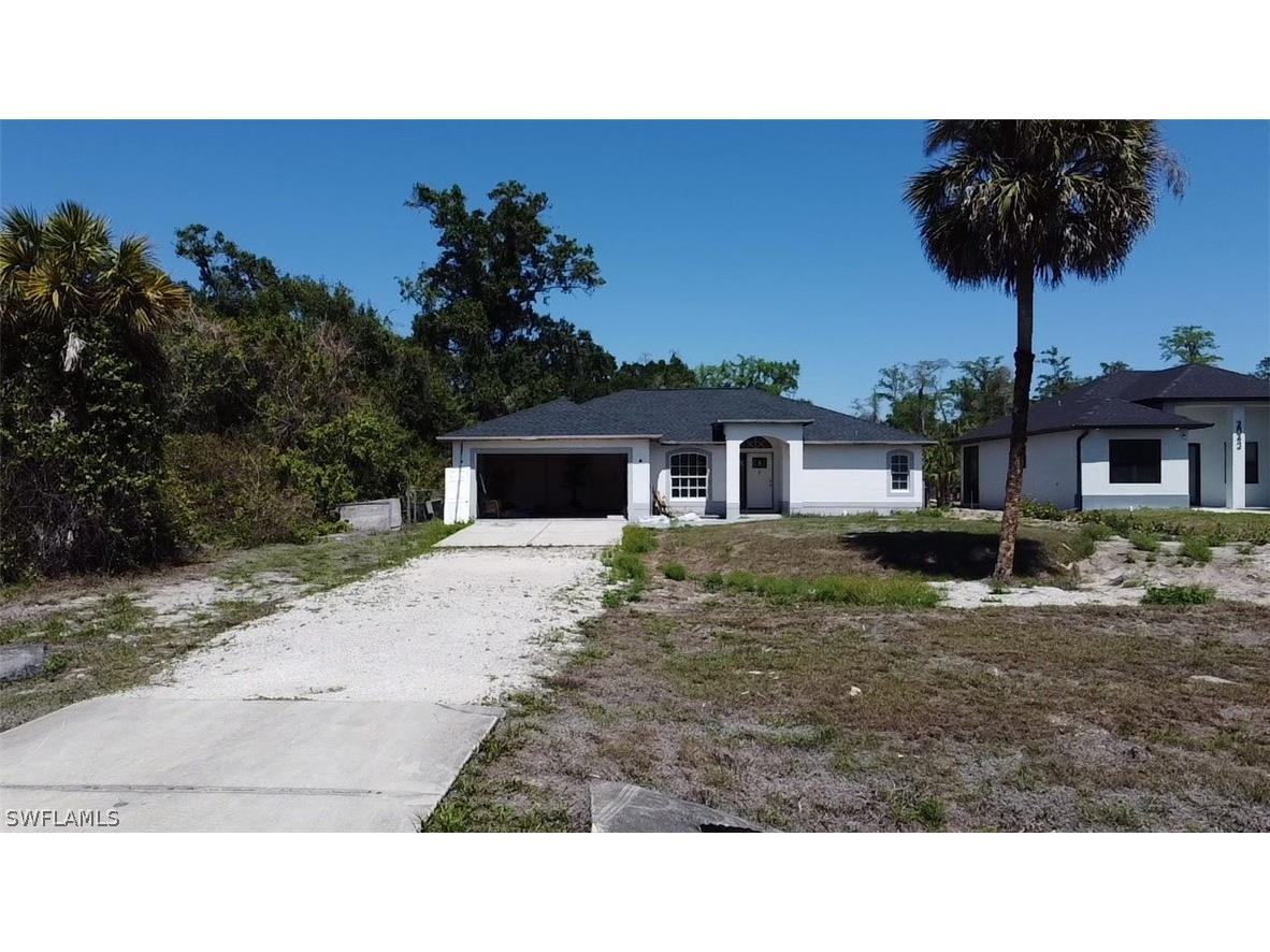 2031 10th Avenue NE Naples FL 34120 226012464 image40