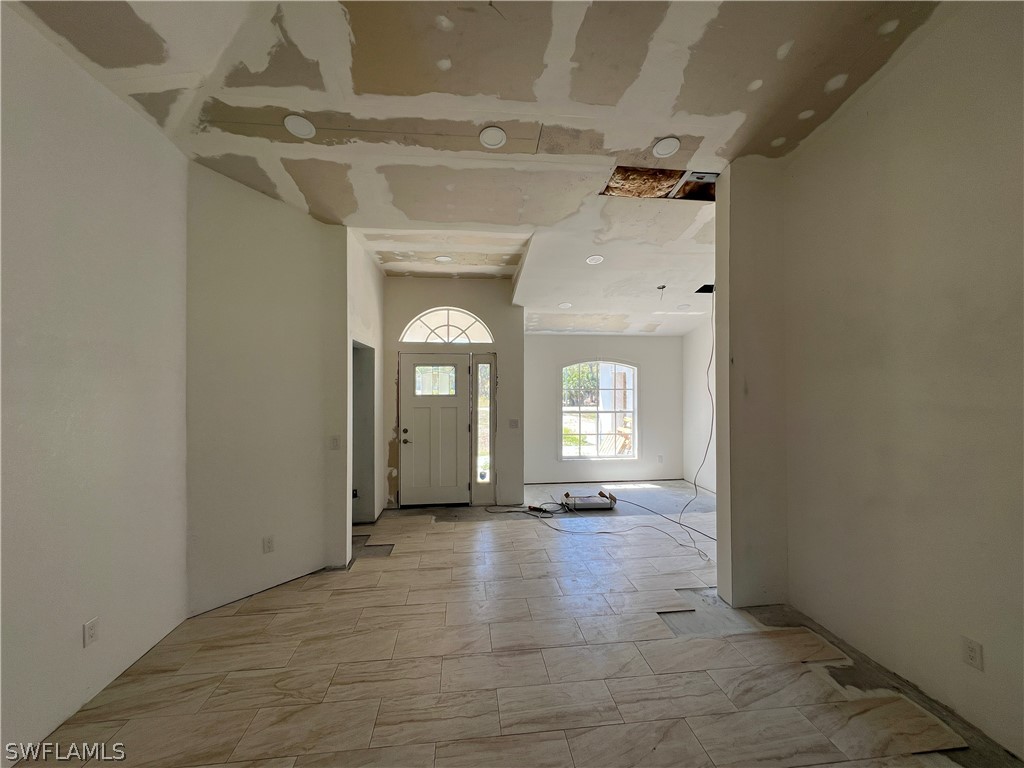 2031 10th Avenue NE Naples FL 34120 226012464 image8