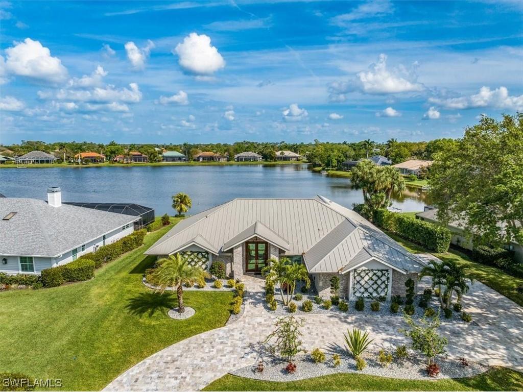 2031 Imperial Golf Course Boulevard Naples FL 34110 224021439 image1