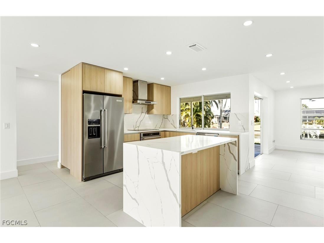 2031 SE 25th Lane Cape Coral FL 33904 2026007759 image10