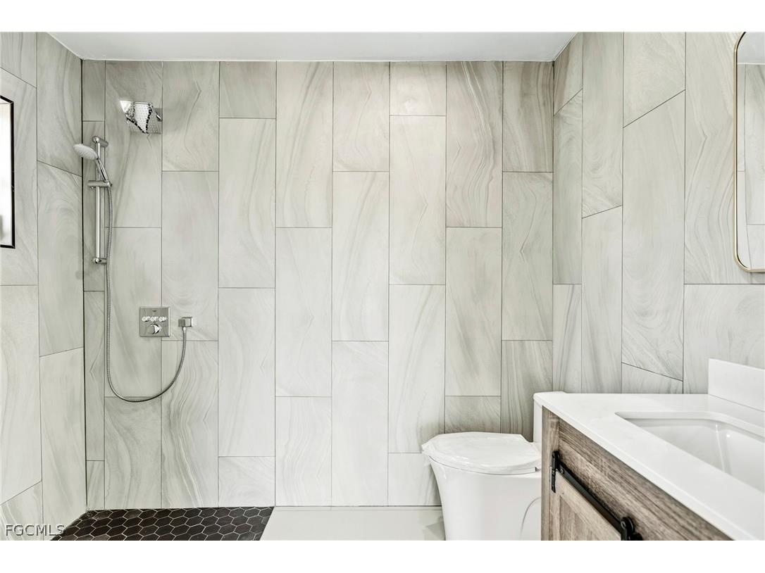 2031 SE 25th Lane Cape Coral FL 33904 2026007759 image15