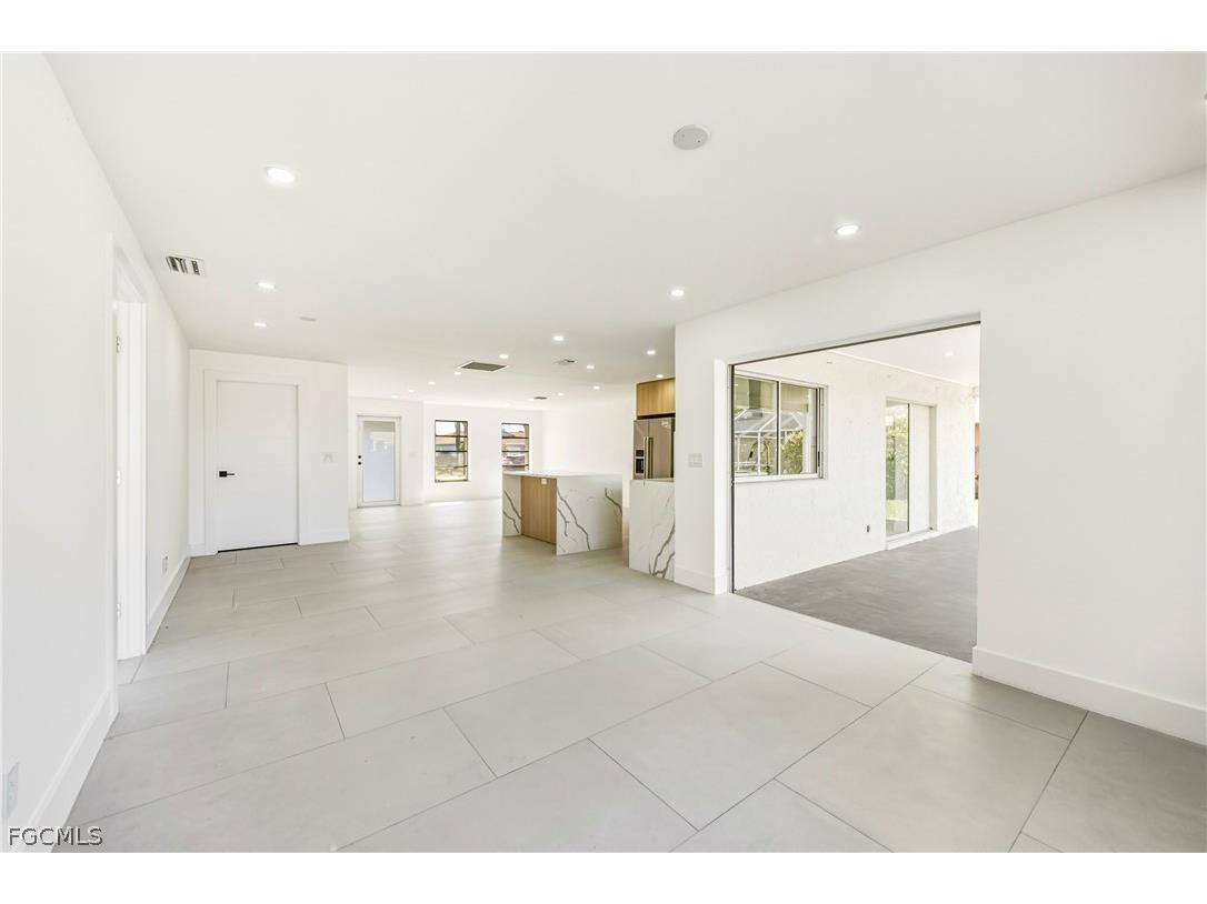 2031 SE 25th Lane Cape Coral FL 33904 2026007759 image20