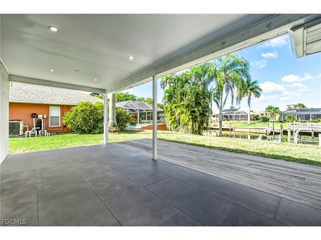 2031 SE 25th Lane Cape Coral FL 33904 2026007759 image21