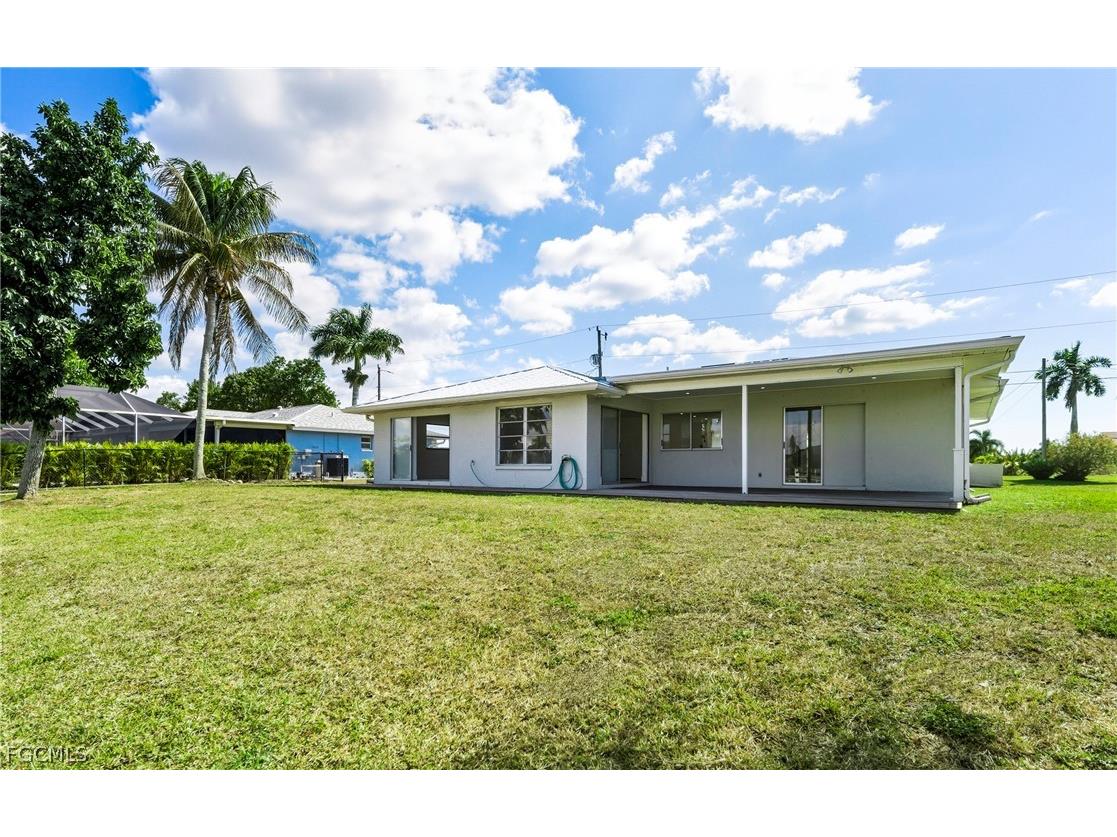 2031 SE 25th Lane Cape Coral FL 33904 2026007759 image25