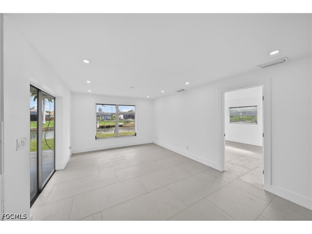 2031 SE 25th Lane Cape Coral FL 33904 2026024236 image14