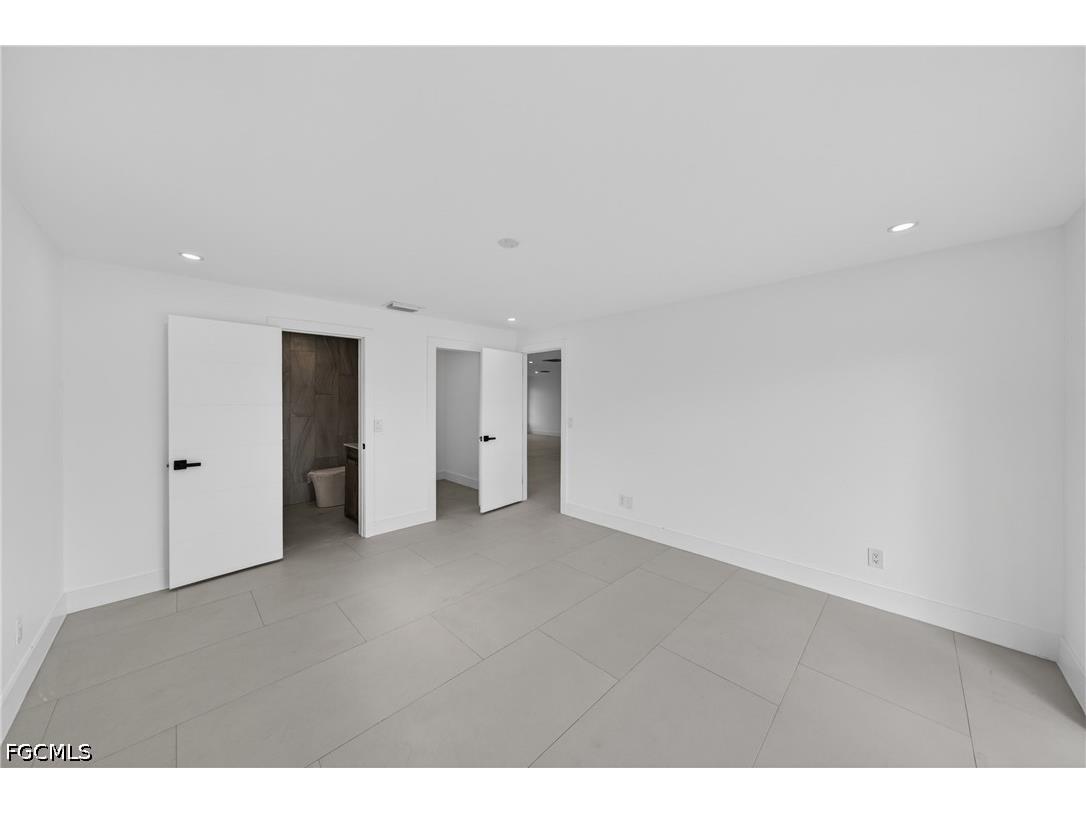 2031 SE 25th Lane Cape Coral FL 33904 2026024236 image19