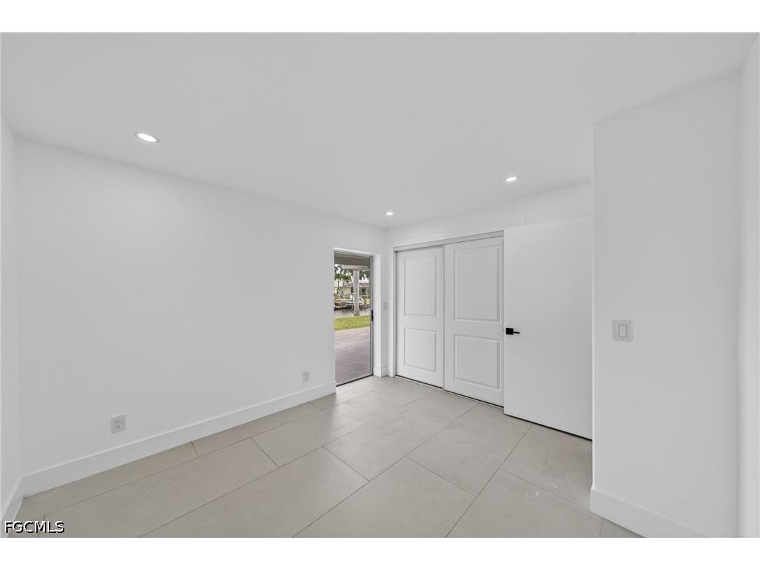 2031 SE 25th Lane Cape Coral FL 33904 2026024236 image23