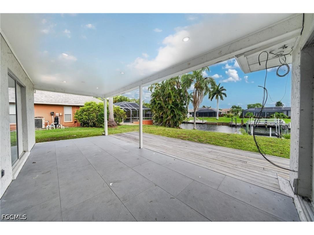 2031 SE 25th Lane Cape Coral FL 33904 2026024236 image26