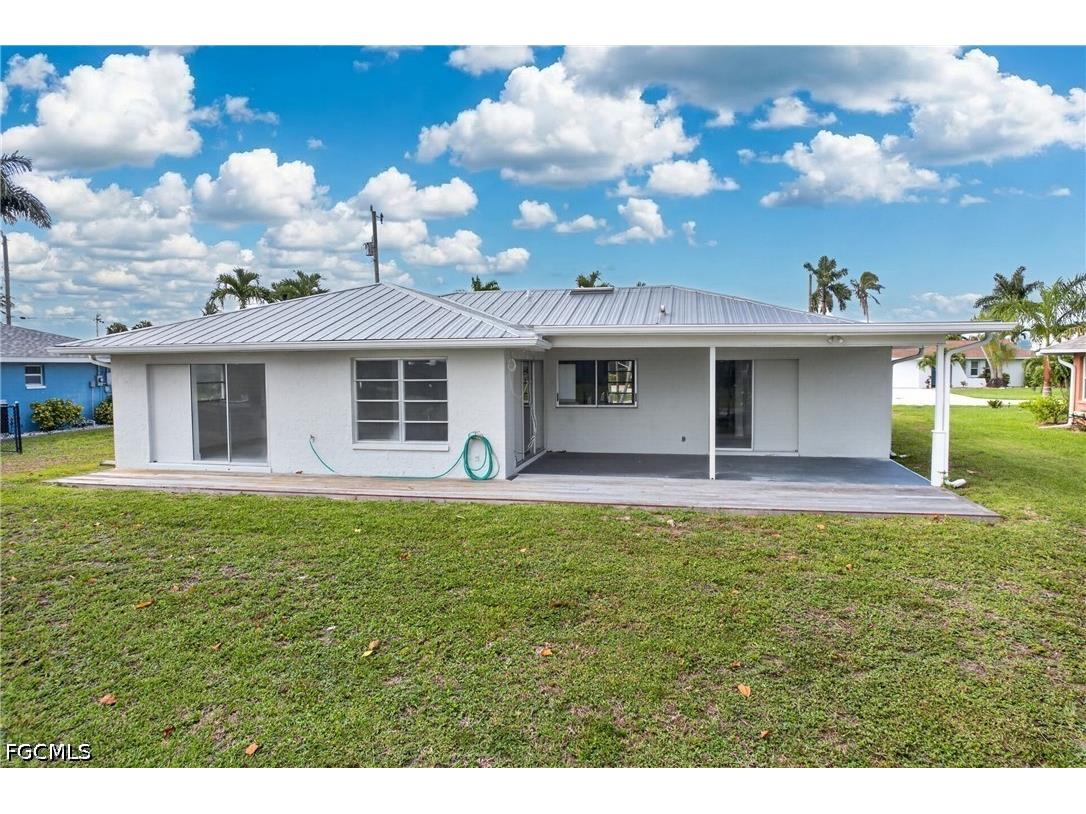 2031 SE 25th Lane Cape Coral FL 33904 2026024236 image31