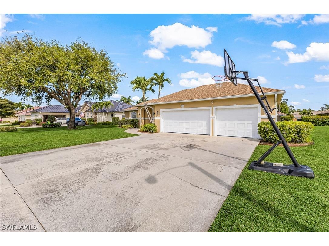 2031 Teagarden Lane Naples FL 34110 226011739 image3