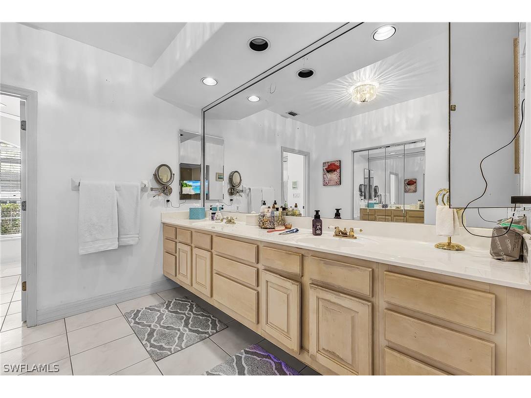 2031 Teagarden Lane Naples FL 34110 226011739 image9