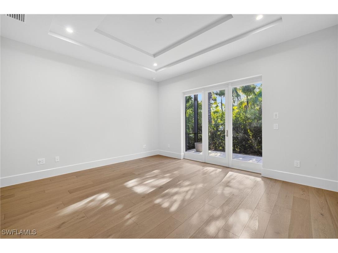 2032 Cambridge Park Drive Naples FL 34109 224026311 image15