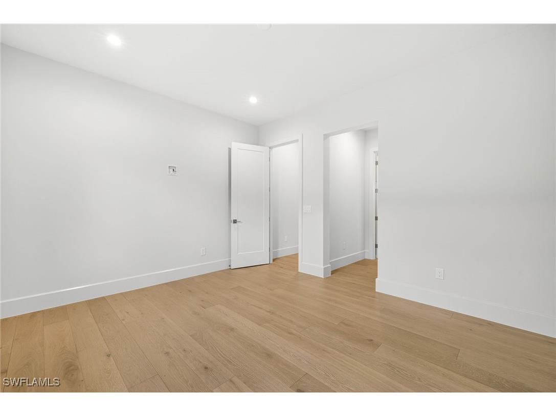 2032 Cambridge Park Drive Naples FL 34109 224026311 image19