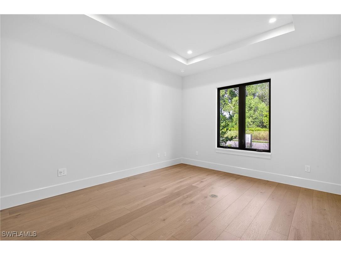 2032 Cambridge Park Drive Naples FL 34109 224026311 image26