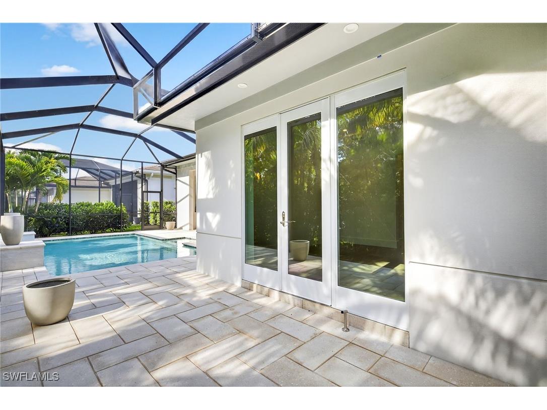 2032 Cambridge Park Drive Naples FL 34109 224026311 image31