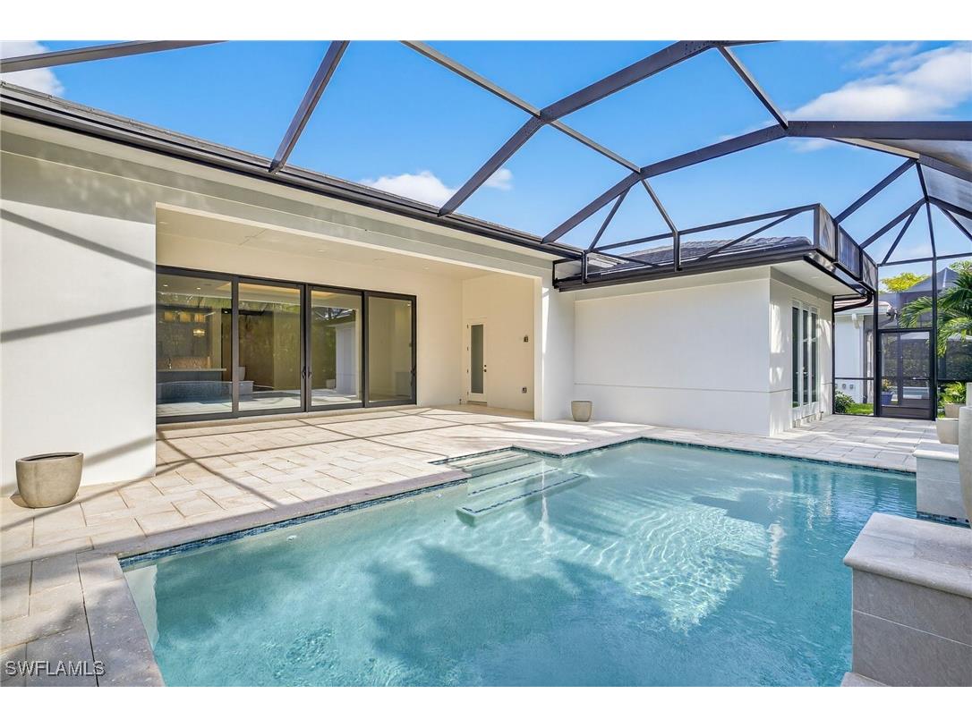 2032 Cambridge Park Drive Naples FL 34109 224026311 image33