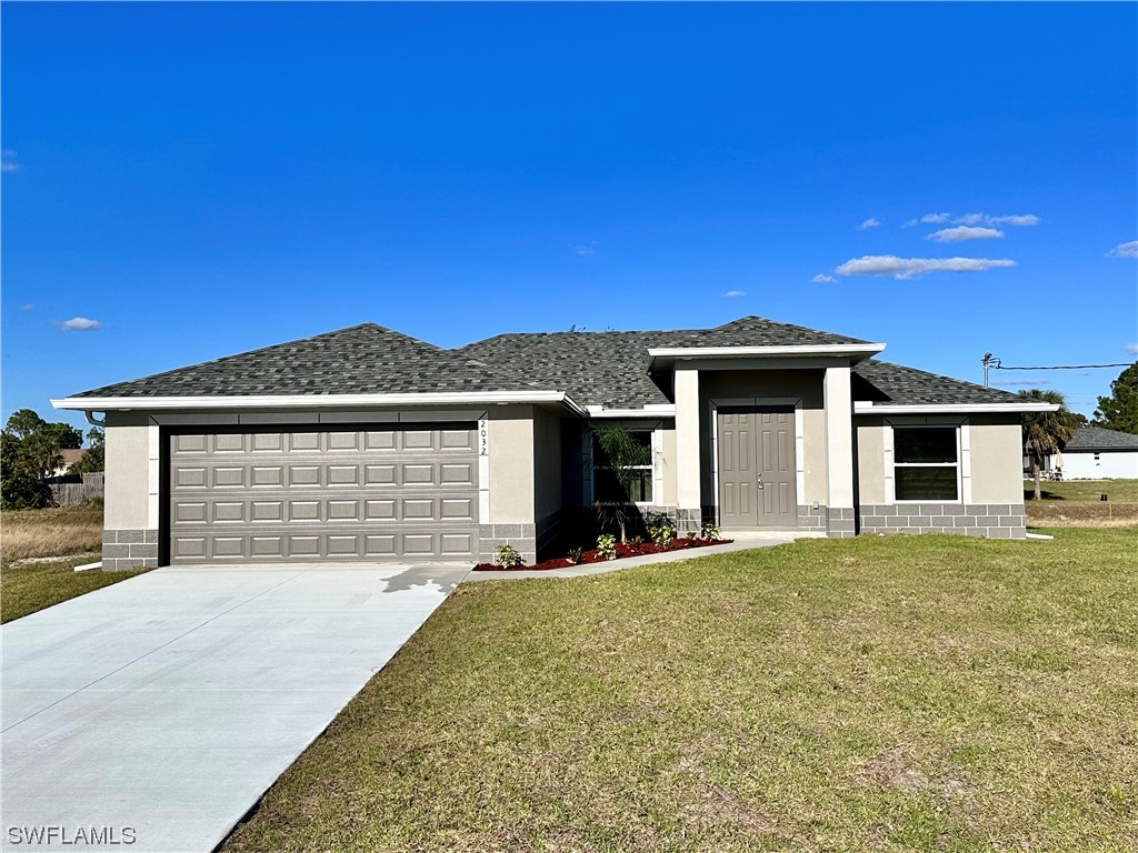 2032 Crawford Avenue N Lehigh Acres FL 33971 223085833 image1
