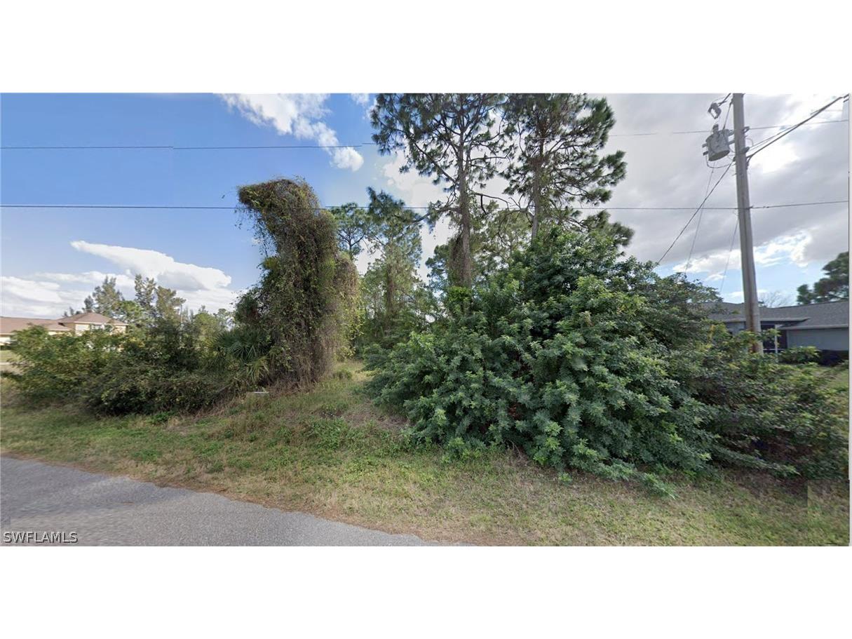 2032 NE 34th Street Cape Coral FL 33909 224041808 image1