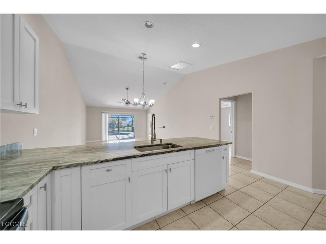 2032 NE 6th Street Cape Coral FL 33909 2026005700 image19