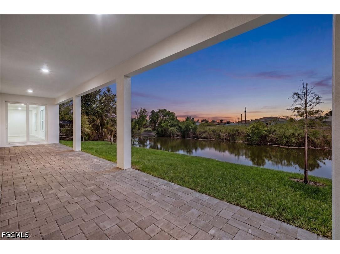 2032 NW 2nd Avenue Cape Coral FL 33993 2026025517 image33
