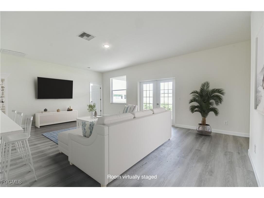 2032 NW 2nd Place Cape Coral FL 33993 2025019869 image12