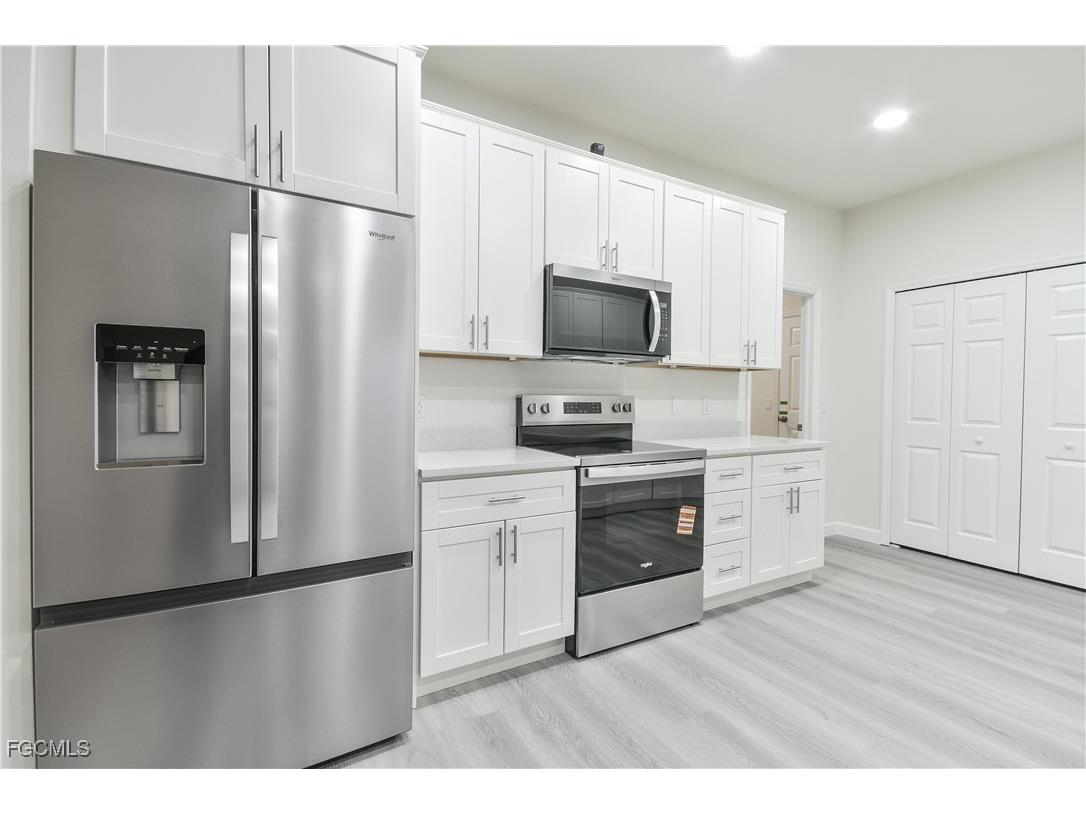 2032 NW 2nd Place Cape Coral FL 33993 2025019869 image13