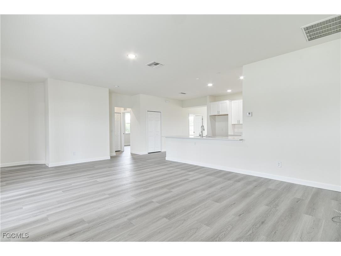 2032 NW 2nd Place Cape Coral FL 33993 2025019869 image21