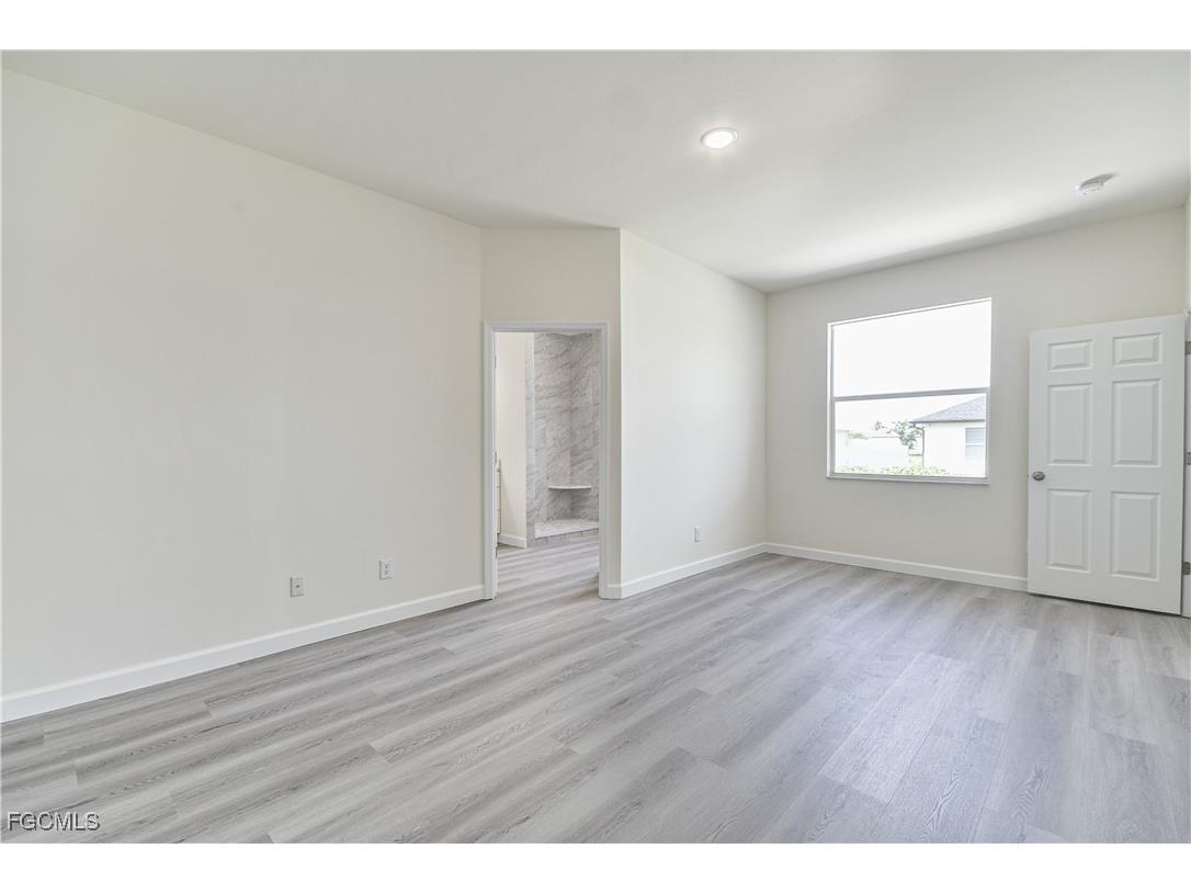 2032 NW 2nd Place Cape Coral FL 33993 2025019869 image27