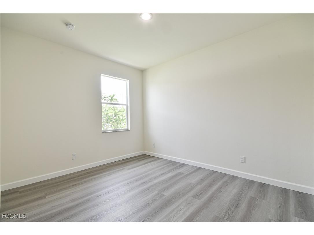 2032 NW 2nd Place Cape Coral FL 33993 2025019869 image28