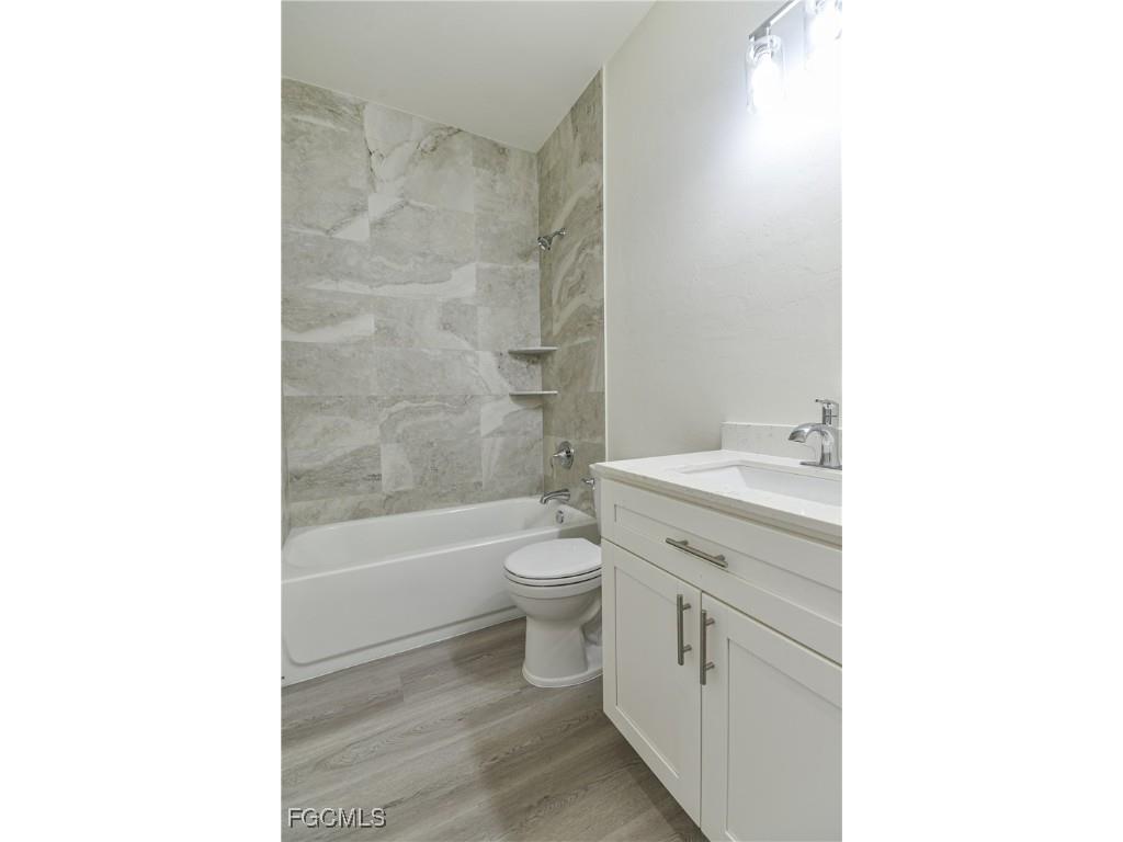 2032 NW 2nd Place Cape Coral FL 33993 2025019869 image32