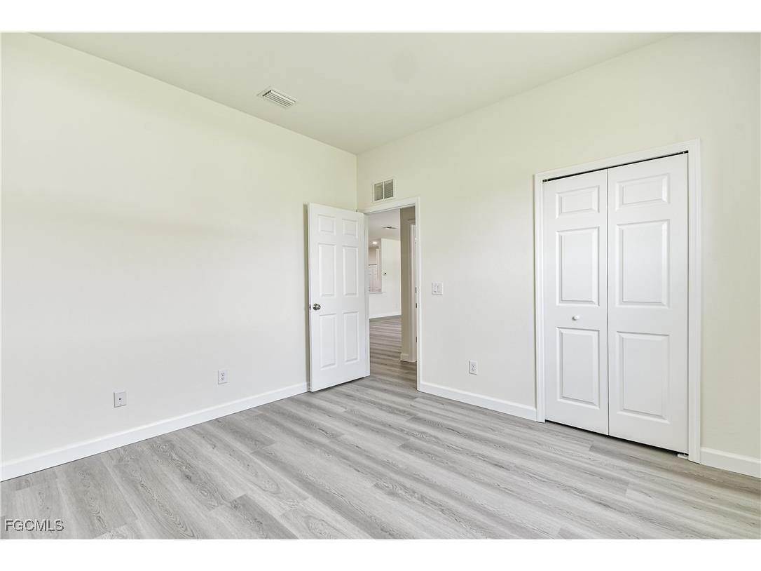 2032 NW 2nd Place Cape Coral FL 33993 2025019869 image34