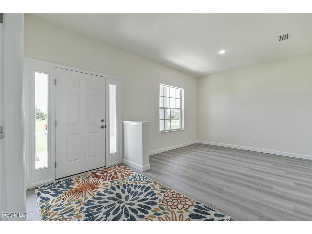 2032 NW 2nd Place Cape Coral FL 33993 2025019869 image36