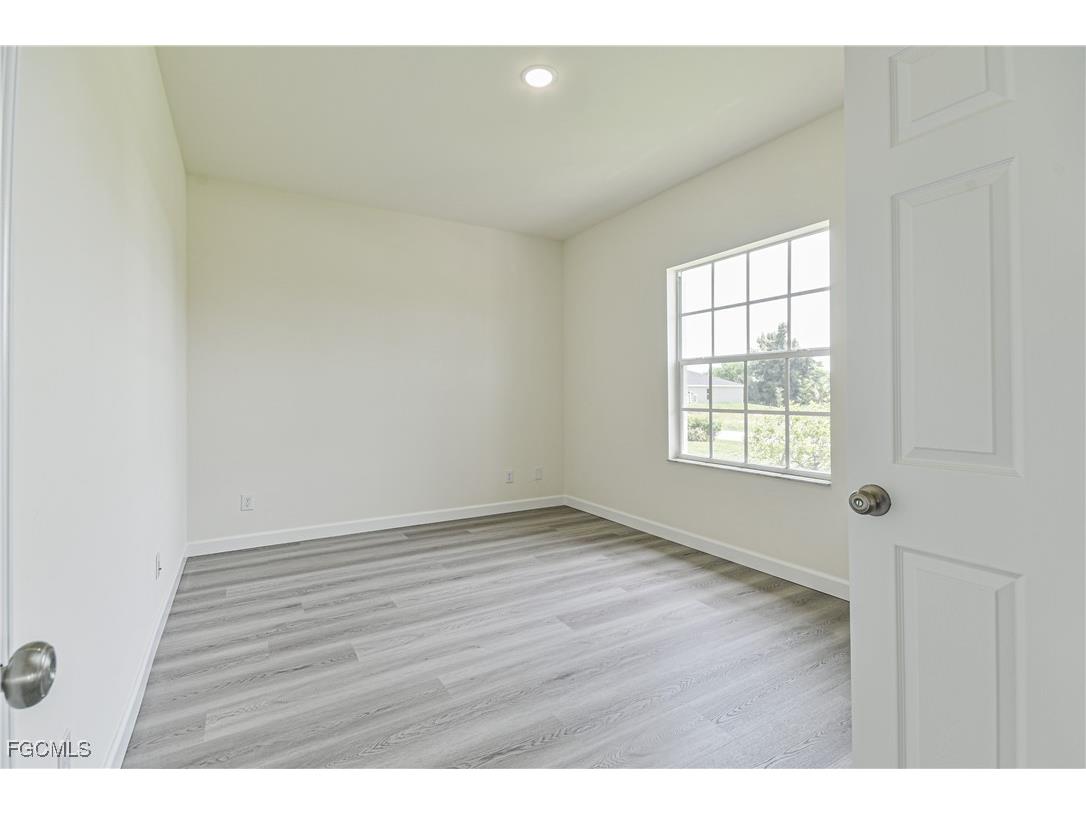 2032 NW 2nd Place Cape Coral FL 33993 2025019869 image39