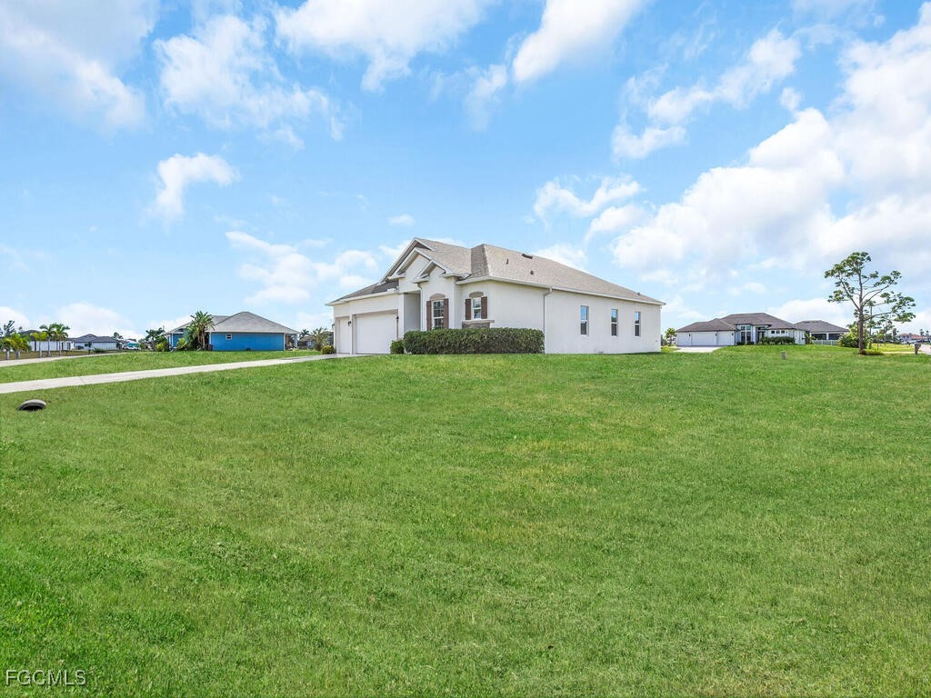 2032 NW 32nd Court Cape Coral FL 33993 2025011763 image24