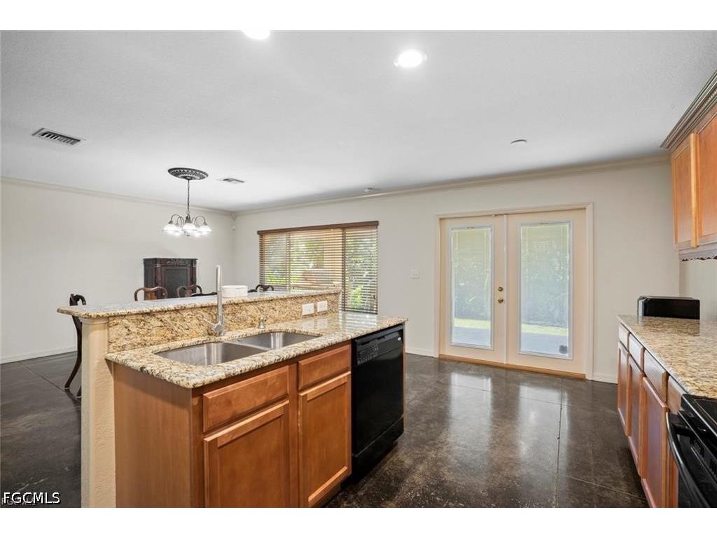 2032 NW 5th Street Cape Coral FL 33993 2026020597 image5